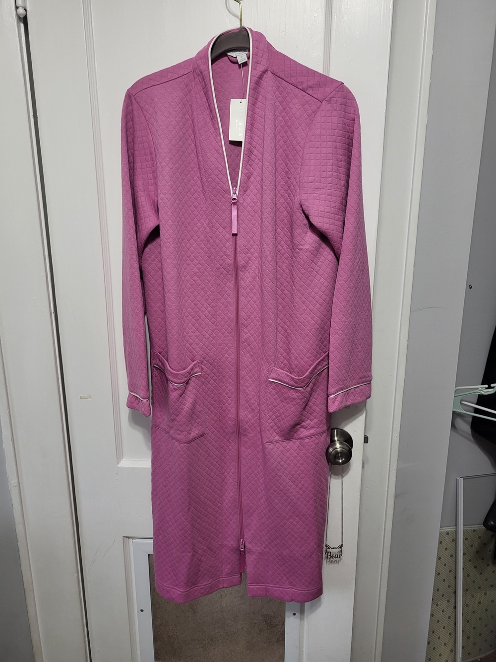 Nwt Charter Club Quilted Long Zip Robe in Pink with White Piping Mediumโ